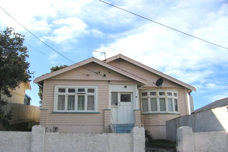 Photo of property in 17 Bridge Street, Rongotai, Wellington, 6022