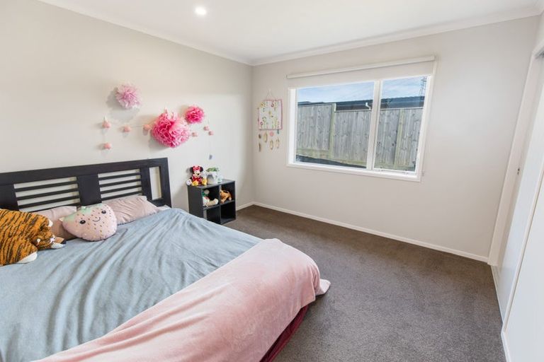Photo of property in 206 Pacific Drive, Fitzherbert, Palmerston North, 4410