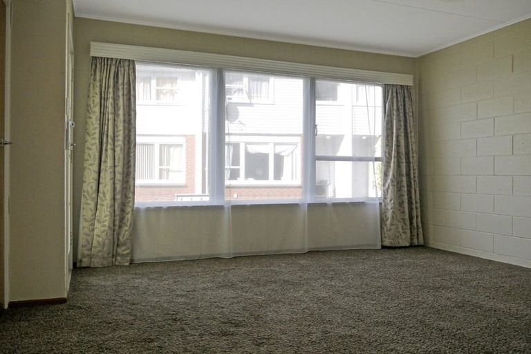 Photo of property in Oberon Flats, 48a Merton Street, Trentham, Upper Hutt, 5018