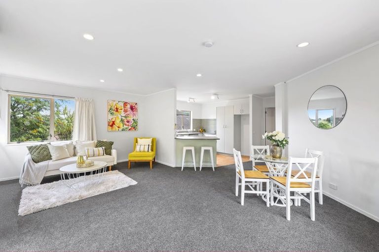 Photo of property in 19b Landow Place, Henderson, Auckland, 0612