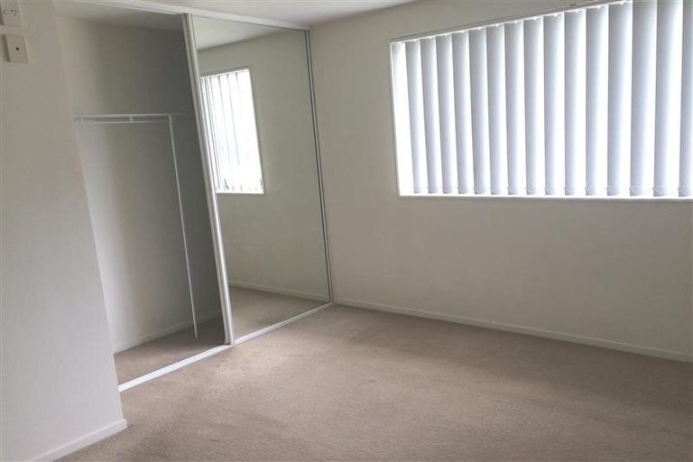 Photo of property in 13/1 Gracechurch Drive, Flat Bush, Auckland, 2016