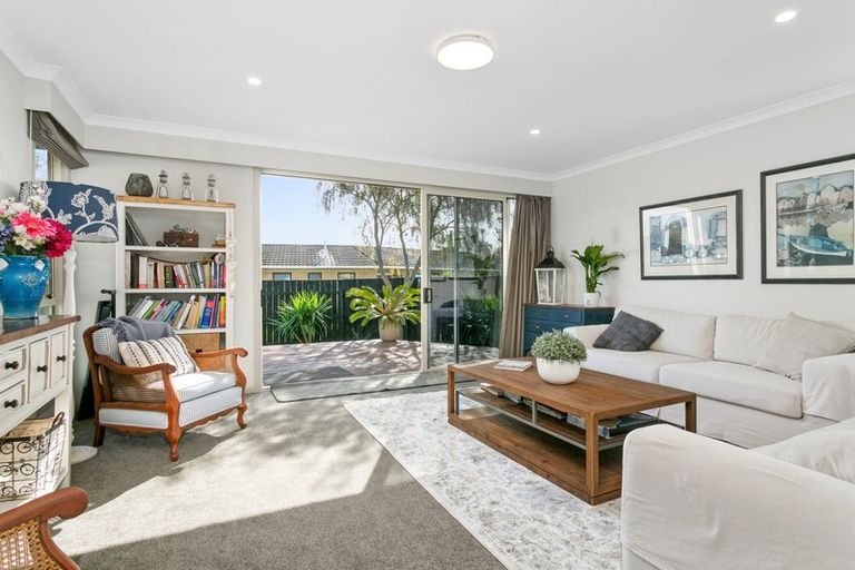 Photo of property in 158 Williams Street, Cambridge, 3434