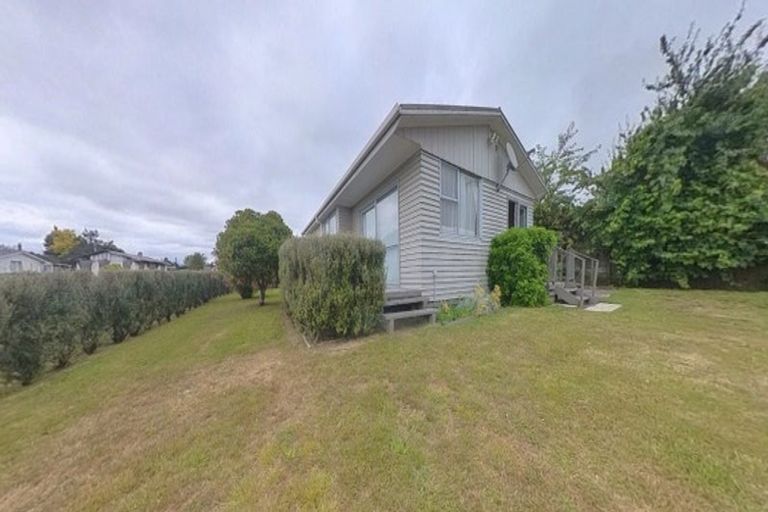 Photo of property in 1 Toi Grove, Turangi, 3334
