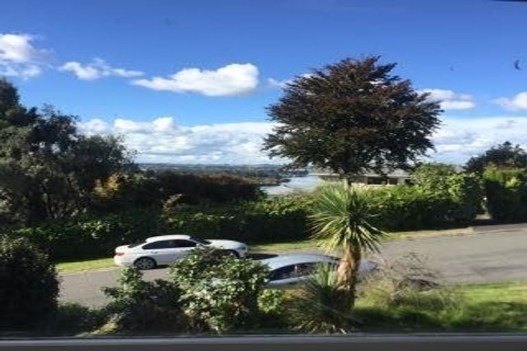 Photo of property in 18 Scenic Heights, Acacia Bay, Taupo, 3330