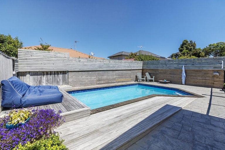 Photo of property in 6 Voyager Way, Whitby, Porirua, 5024