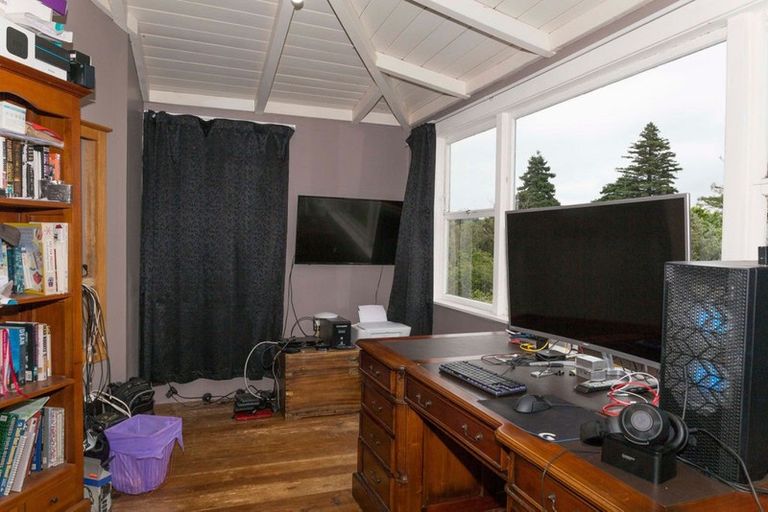 Photo of property in 11 Edward Street, Dannevirke, 4930