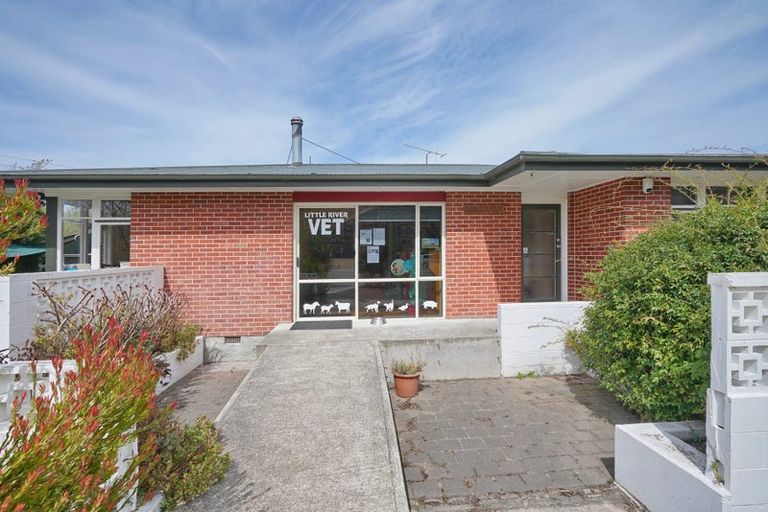 Photo of property in 3328 Christchurch Akaroa Road, Little River, 7591