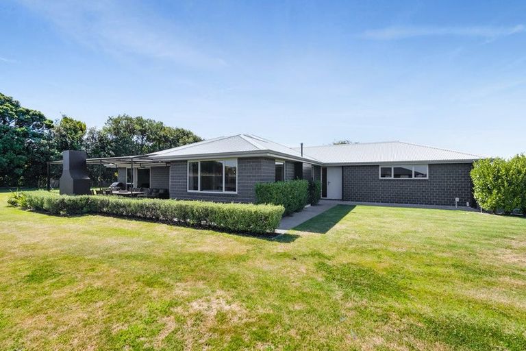 Photo of property in 54 Denby Road, Hawera, 4672
