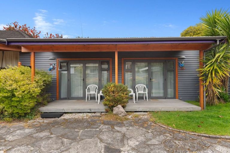 Photo of property in 105 Koutu Road, Kawaha Point, Rotorua, 3010