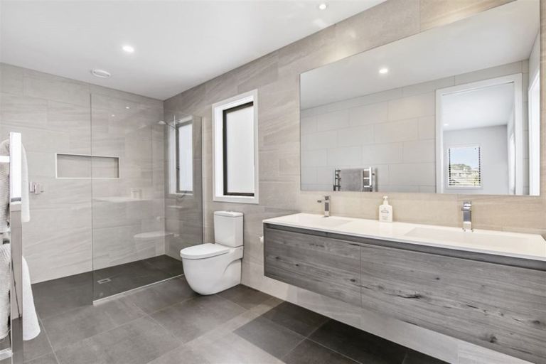 Photo of property in 90 Solan Drive, Waimauku, 0812