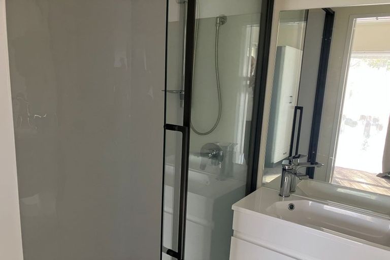 Photo of property in 3 Newbridge Place, Ilam, Christchurch, 8041