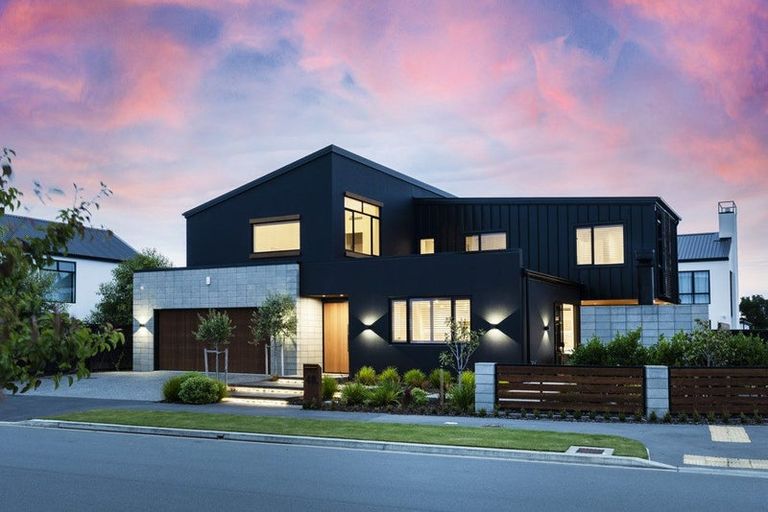 Photo of property in 40 Grayshott Avenue, Casebrook, Christchurch, 8051