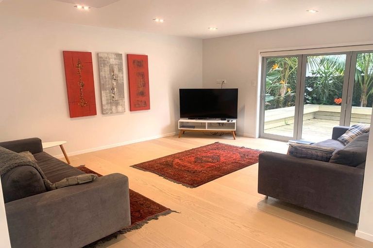 Photo of property in 6/37 Hauraki Road, Hauraki, Auckland, 0622