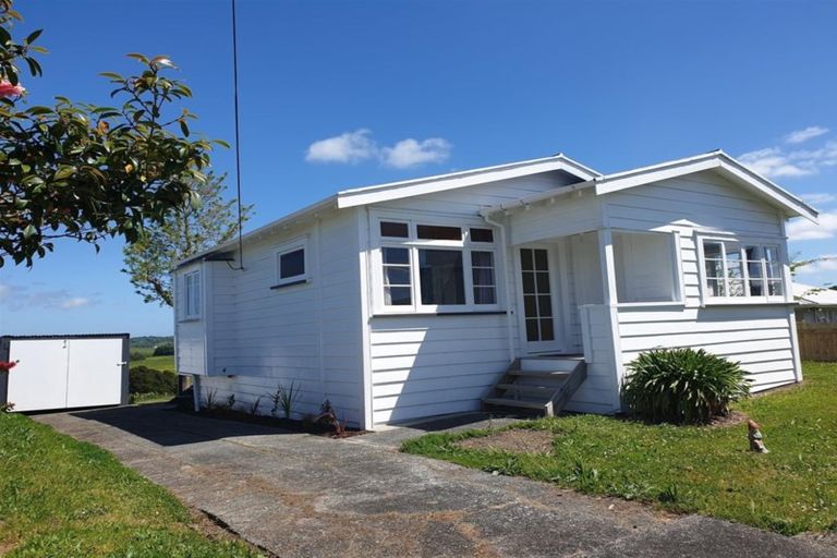 Photo of property in 100 Hurndall Street East, Maungaturoto, 0520