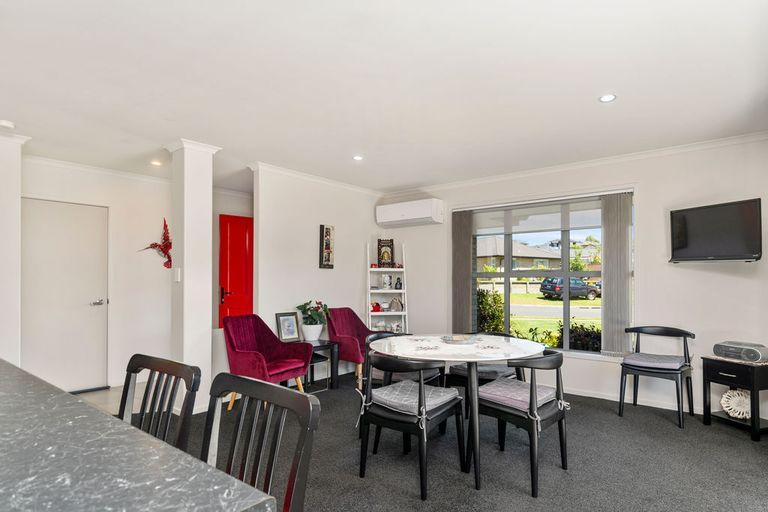 Photo of property in 56 Fairfax Crescent, Pyes Pa, Tauranga, 3112