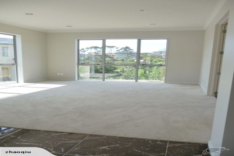 Photo of property in 18 Mural Place, Greenhithe, Auckland, 0632