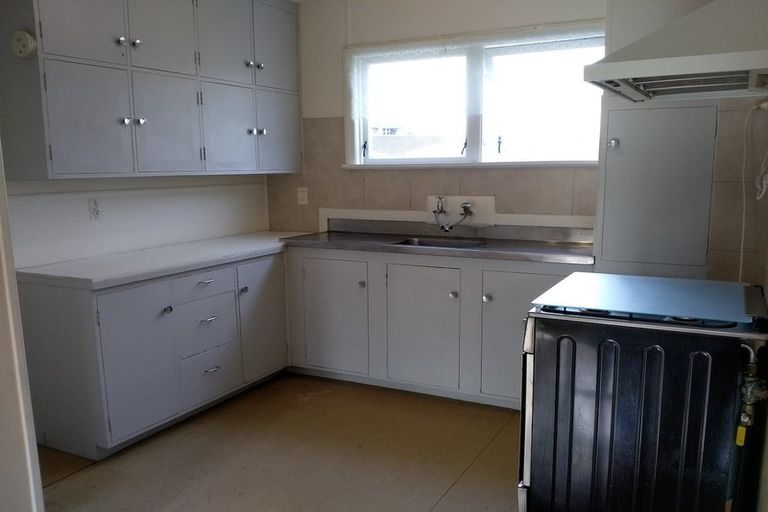 Photo of property in 4/41 Greenslade Crescent, Northcote, Auckland, 0627