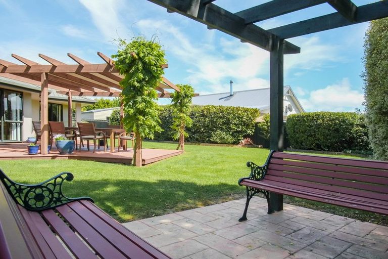 Photo of property in 142 Rangiora Woodend Road, Woodend, 7610