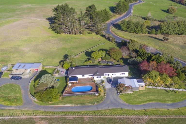 Photo of property in 66 Waiteitei Road, Wellsford, 0974