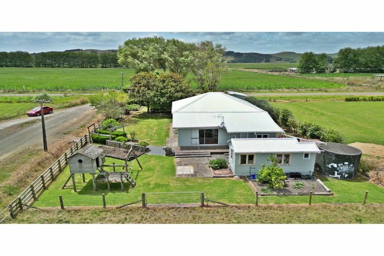 Photo of property in 139 Armstrong Road, Ruawai, 0591