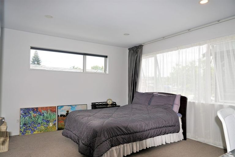 Photo of property in 27 Waterloo Road, Milford, Auckland, 0620