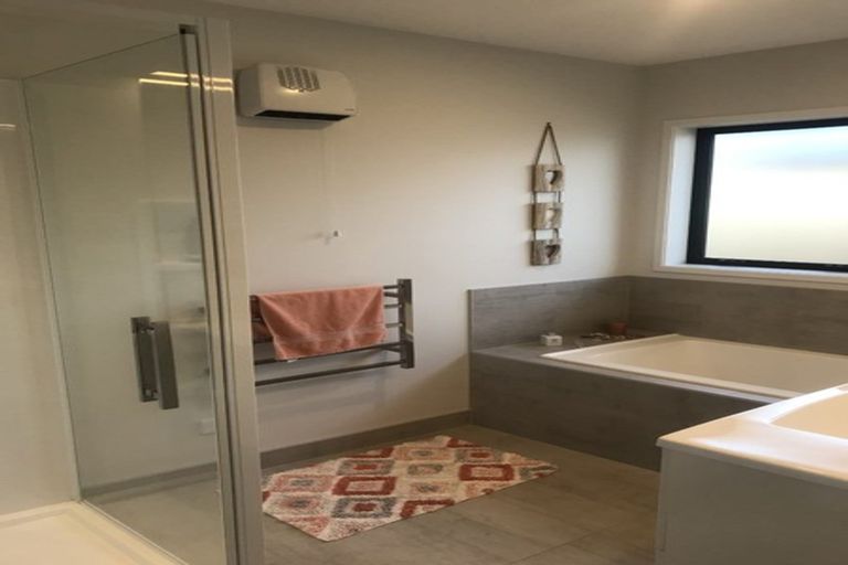 Photo of property in 14 Kuru Place, Papamoa, 3118