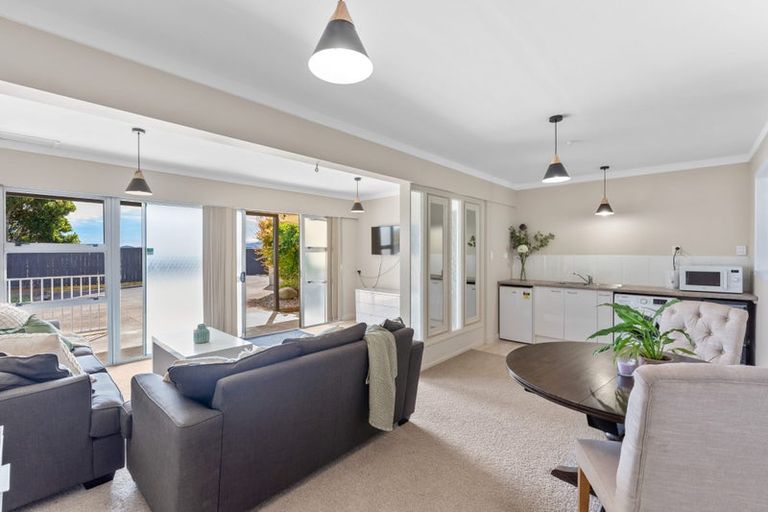 Photo of property in 140 Matai Road, Raumati Beach, Paraparaumu, 5032