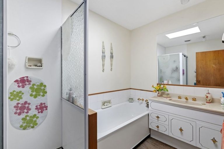 Photo of property in 2/56 Devon Street, Sydenham, Christchurch, 8023