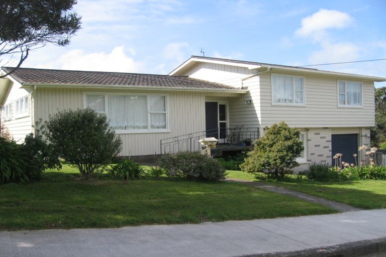 Photo of property in 2 Old Coach Road, Johnsonville, Wellington, 6037