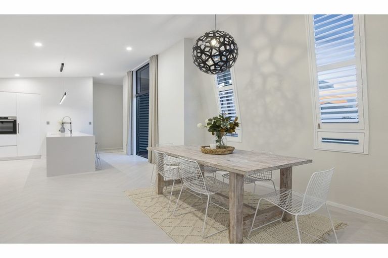 Photo of property in 30 Araroa Place, Papamoa Beach, Papamoa, 3118