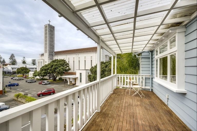 Photo of property in 1 Cathedral Lane, Napier South, Napier, 4110