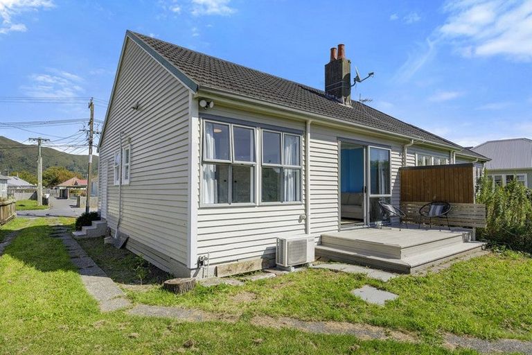 Photo of property in 43 Rata Street, Naenae, Lower Hutt, 5011