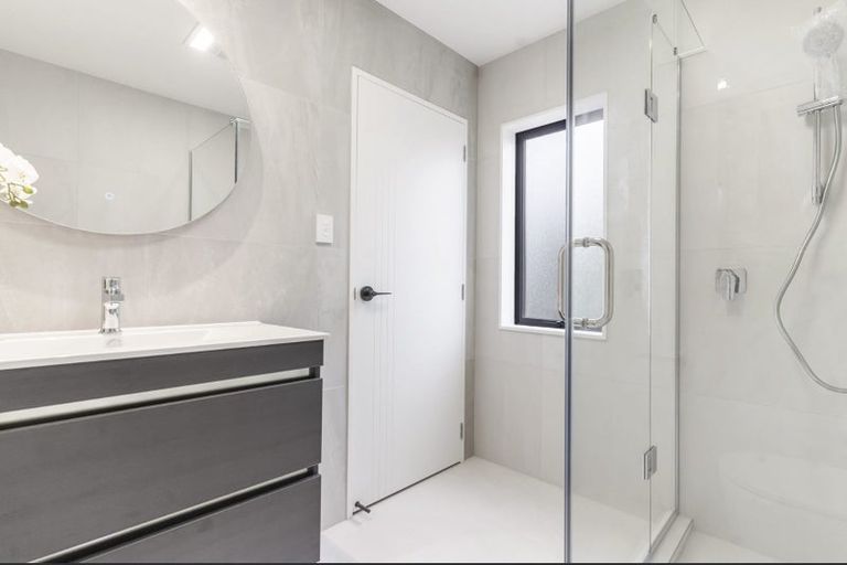 Photo of property in 39c Maugham Drive, Bucklands Beach, Auckland, 2014