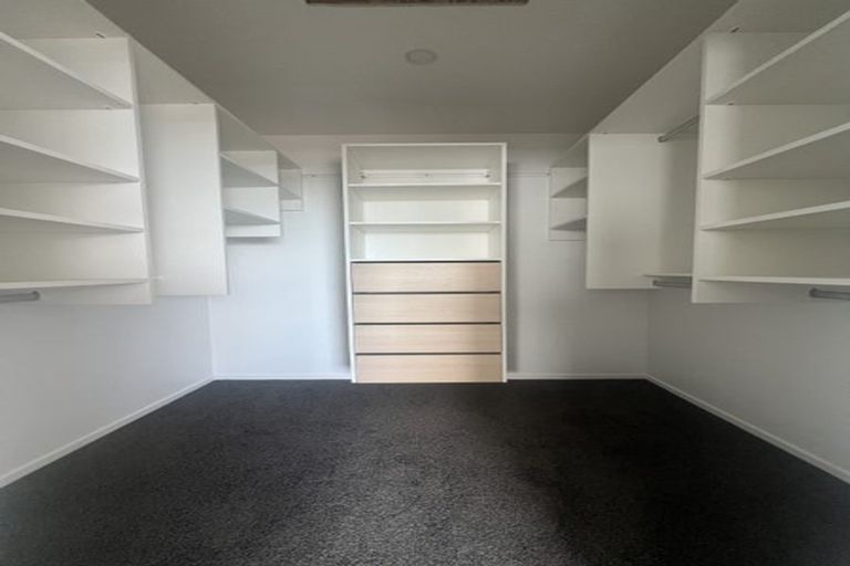 Photo of property in 37 Frances Brown Avenue, Aotea, Porirua, 5024