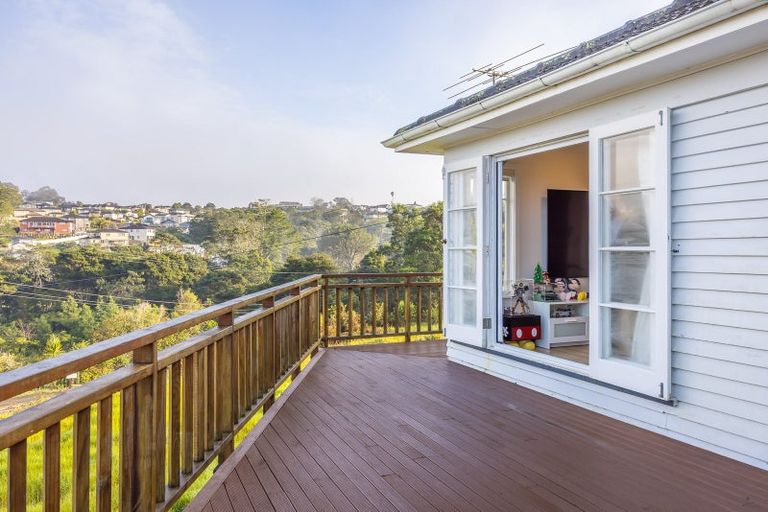 Photo of property in 7 Chamberlain Road, Massey, Auckland, 0614