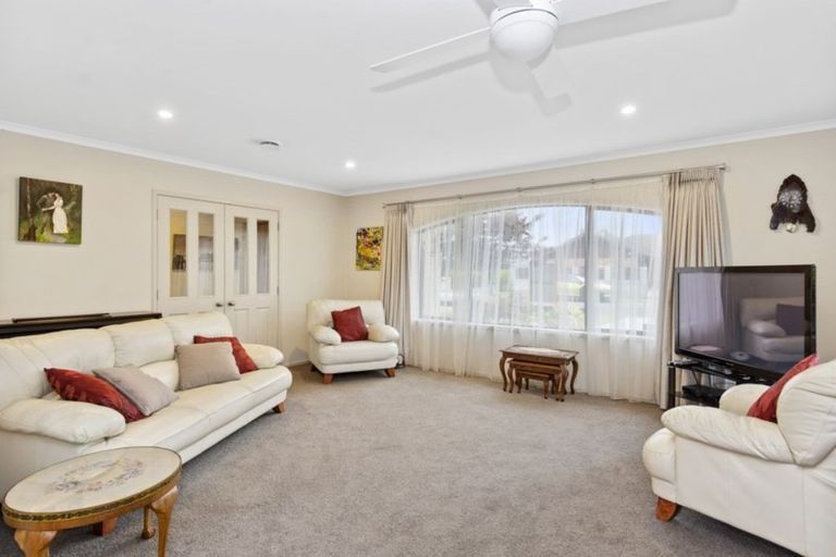 Photo of property in 36 Glenmonarch Place, Pyes Pa, Tauranga, 3112