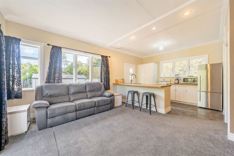 Photo of property in 104 Akatarawa Road, Birchville, Upper Hutt, 5018