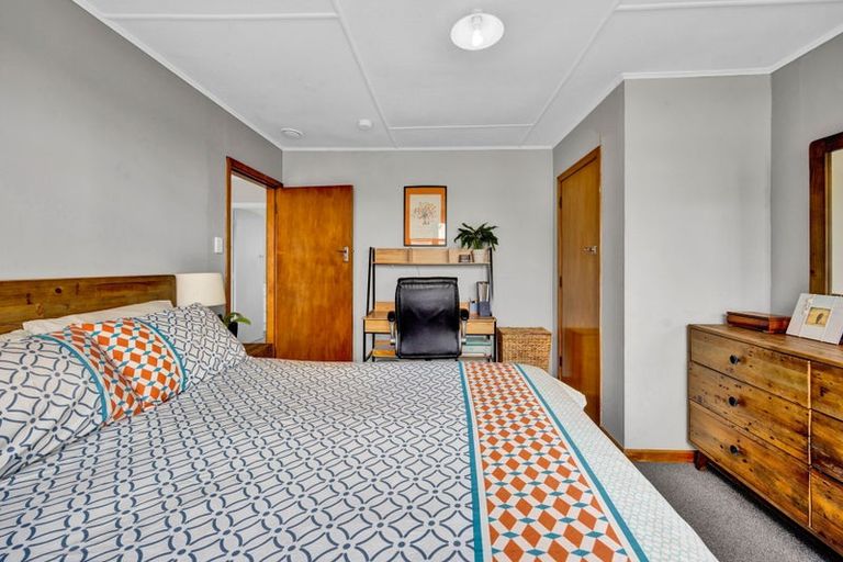 Photo of property in 40 Mahoe Street, Inglewood, 4330