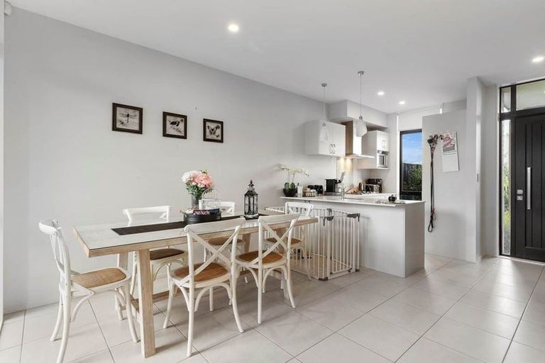 Photo of property in 3 Courage Road, Papakura, 2110