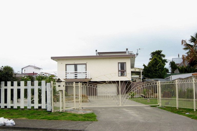 Photo of property in 21 Beach Road, Haumoana, 4102