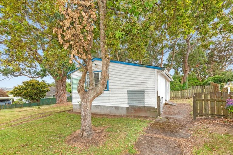 Photo of property in 49a Mungavin Avenue, Ranui, Porirua, 5024