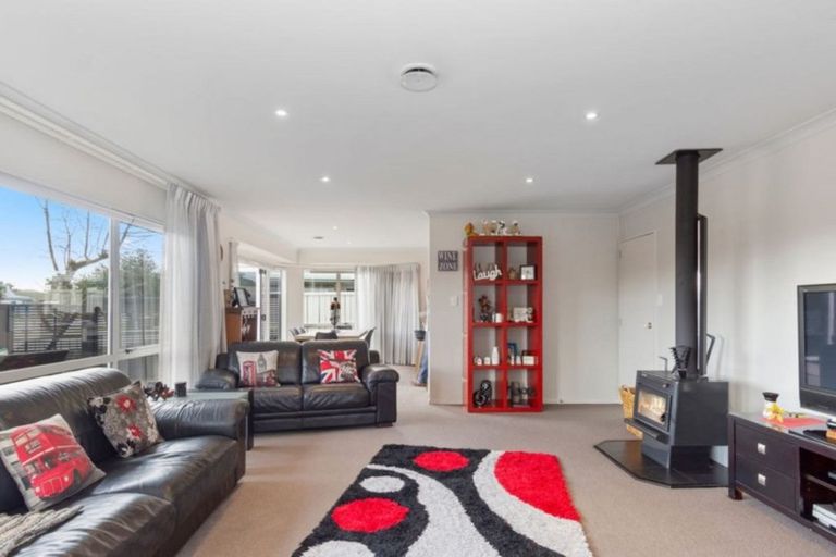 Photo of property in 52 Ocean Crest, Papamoa Beach, Papamoa, 3118