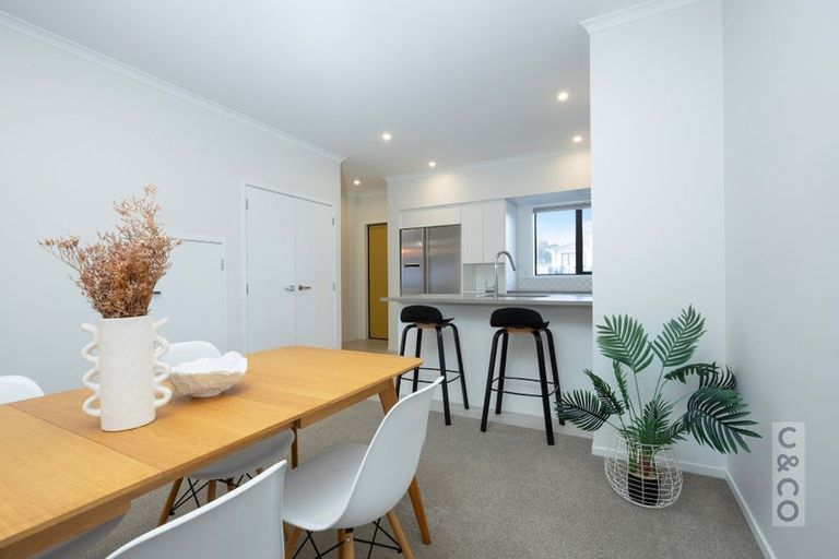 Photo of property in 24 Manarini Road, Westgate, Auckland, 0614