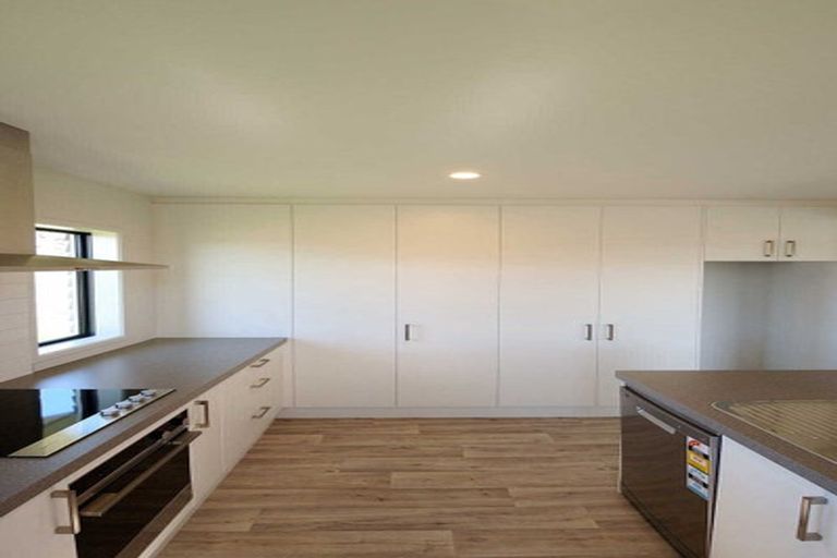 Photo of property in 2 Emma Street, Marshland, Christchurch, 8083