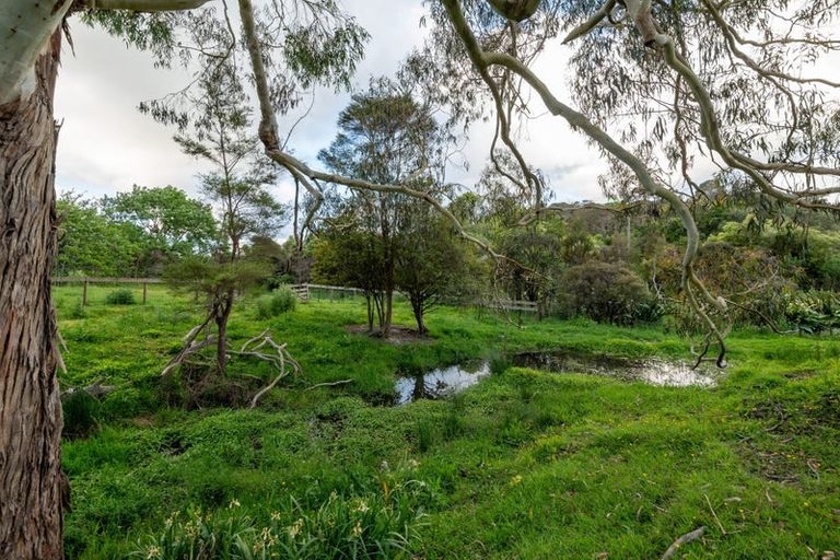 Photo of property in 2 Moses Road, Kaukapakapa, 0873