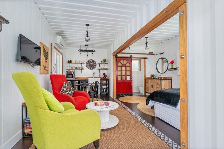 Photo of property in 32 Julian Road, Onemana, Whangamata, 3691