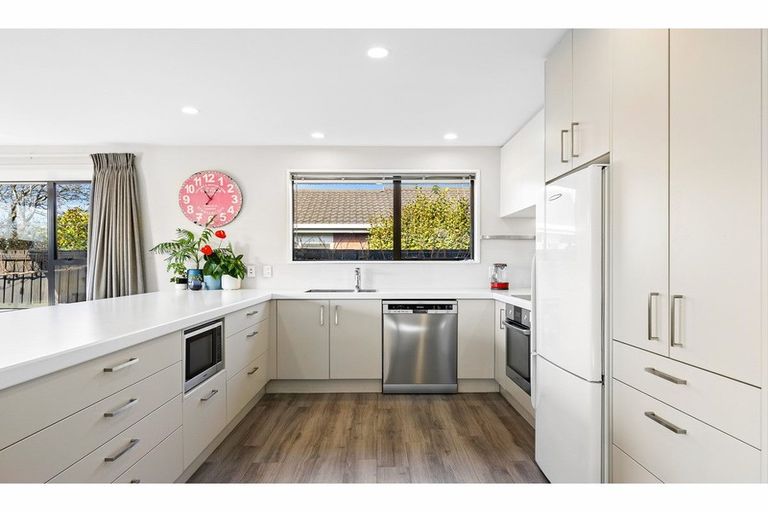 Photo of property in 5 Colchester Place, Templeton, Christchurch, 8042