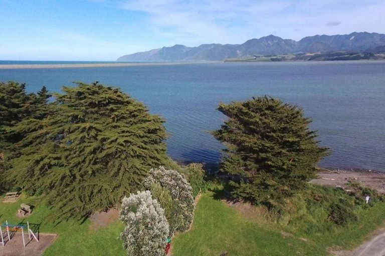 Photo of property in 58 Lake Ferry Road, Lake Ferry, Featherston, 5772