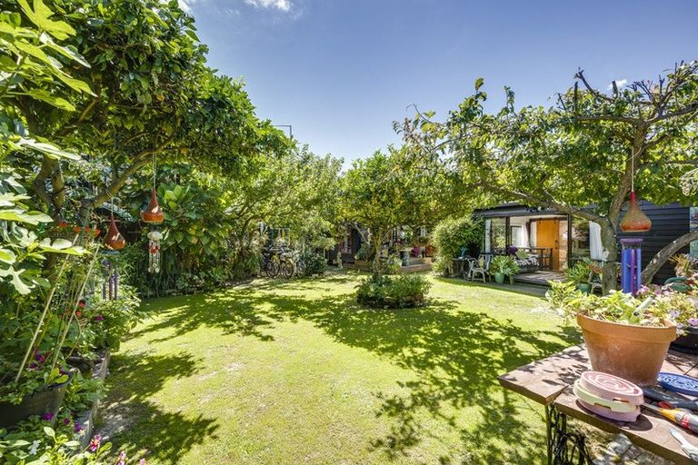 Photo of property in 56 Clarence Cox Crescent, Pirimai, Napier, 4112