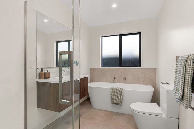 Photo of property in 43 Derbridge Street, Woodend, 7610